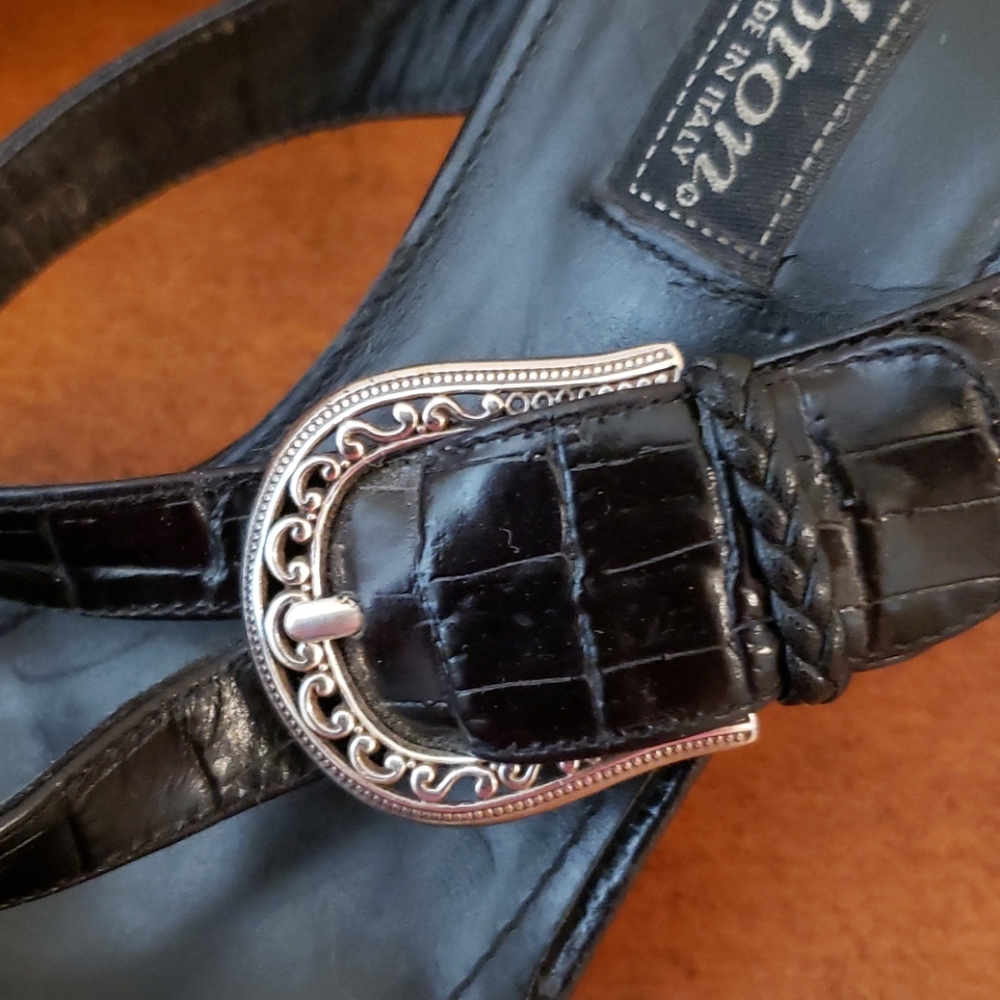 Dr. Scholl's Women's Black Buckle Heeled Sandals - Picture 3 of 7